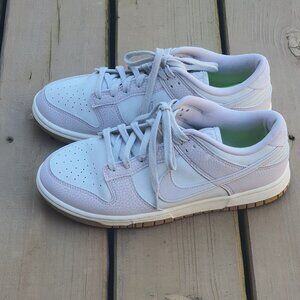 Nike Dunk Premium Next Nature Low Platinum Violet Gum Size 9.5